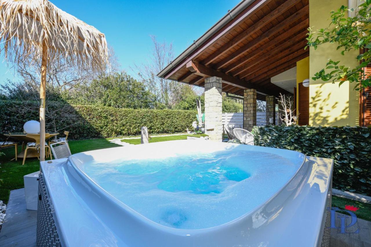 Desenzanoloft Official Partner Marriott Homes & Villas - Luxury Suite With Jacuzzi And Garden Desenzano del Garda Exteriör bild