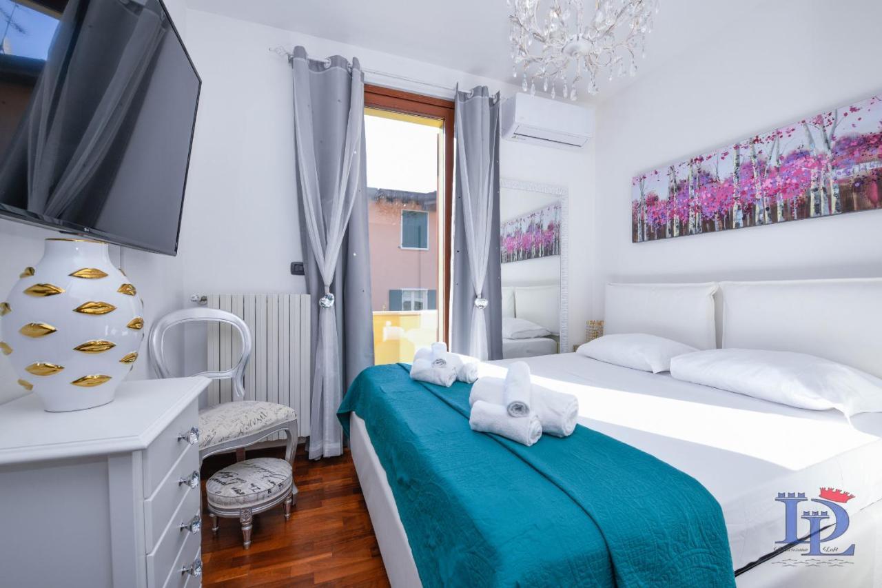 Desenzanoloft Official Partner Marriott Homes & Villas - Luxury Suite With Jacuzzi And Garden Desenzano del Garda Exteriör bild