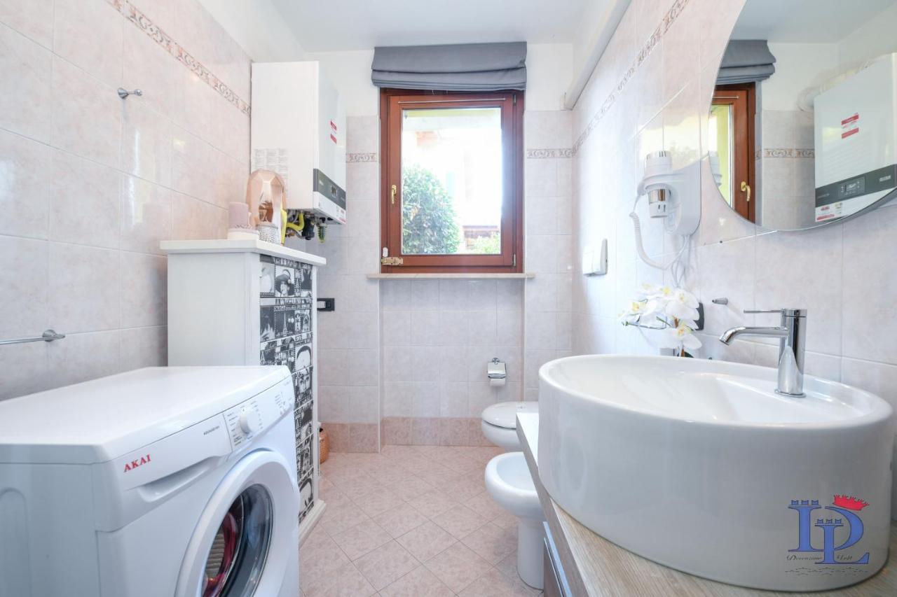 Desenzanoloft Official Partner Marriott Homes & Villas - Luxury Suite With Jacuzzi And Garden Desenzano del Garda Exteriör bild